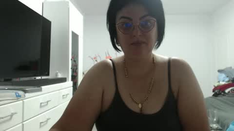 Snapshot of amandamuller1982 chatting on 09.10.25 Anda online show from 09.10.25