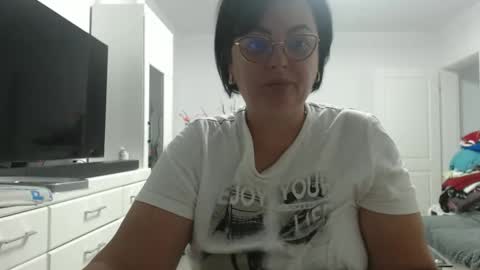 Snapshot of amandamuller1982 chatting on 09.20.25 Anda online show from 09.20.25