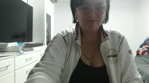 Snapshot of amandamuller1982 chatting on 11.18.25 Anda online show from 11.18.25