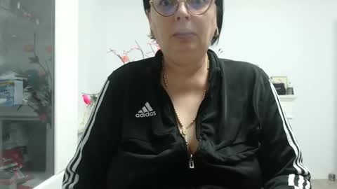 Snapshot of amandamuller1982 chatting on 11.23.25 Anda online show from 11.23.25