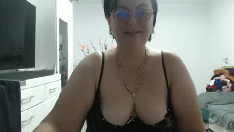 Snapshot of amandamuller1982 chatting on 12.02.25 Anda online show from 12.02.25