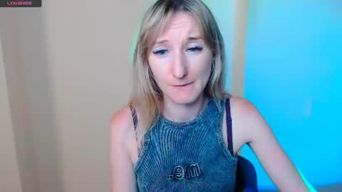 Snapshot of amandasentin chatting on 07.20.26 Amanda online show from 07.20.26
