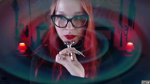 Goddess Amanita online show from 12.09.24