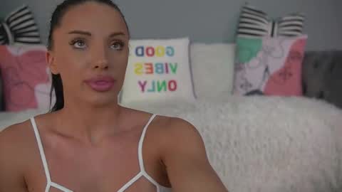 AmanndaSkye online show from 11.29.25