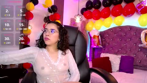 amara_davis1 online show from 10.01.25