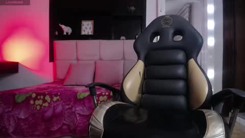 Snapshot of amara_sexy_ chatting on 02.27.26 amara_sexy_ online show from 02.27.26