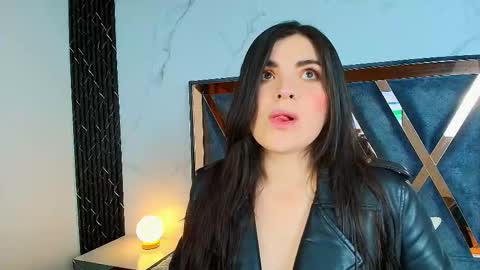 Amara Vega  online show from 09.27.25