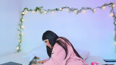 Amara Vega  online show from 04.19.26