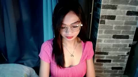 Snapshot of amarabellax chatting on 12.16.25 BELLA online show from 12.16.25