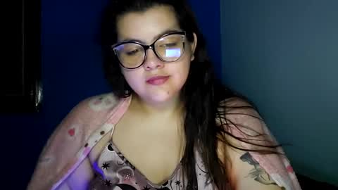 Snapshot of amaralof chatting on 10.01.25 amaralof online show from 10.01.25