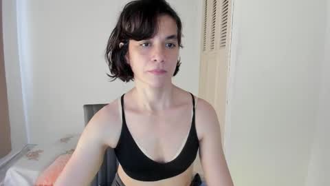 Amarantha online show from 09.11.25