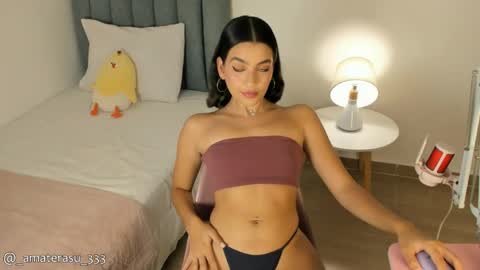  Mar  independent model  online show from 05.25.26