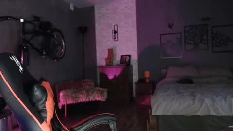 Snapshot of amayamalina chatting on 12.07.24 Malina online show from 12.07.24