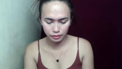 Snapshot of amazing_yella69 chatting on 11.24.25 YELLA online show from 11.24.25