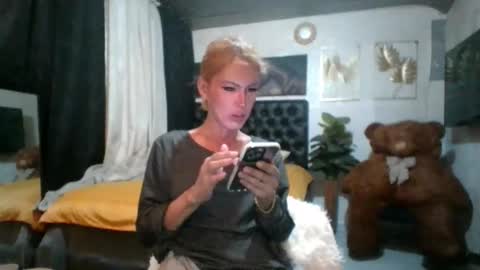 kendra online show from 10.19.25