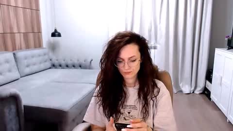 Izza online show from 03.03.25