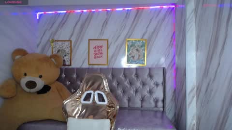 Snapshot of ambar72_b chatting on 12.26.24 LIVE 0730AM-0200PM online show from 12.26.24