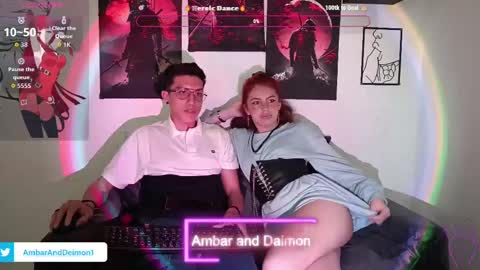 Snapshot of ambar_and_daimon_ chatting on 09.12.25 AMBAR AND DAIMON online show from 09.12.25