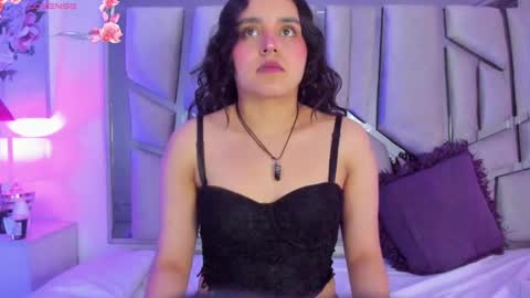   online show from 03.04.25