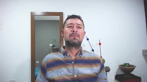 Ambar  Jackson online show from 10.03.25