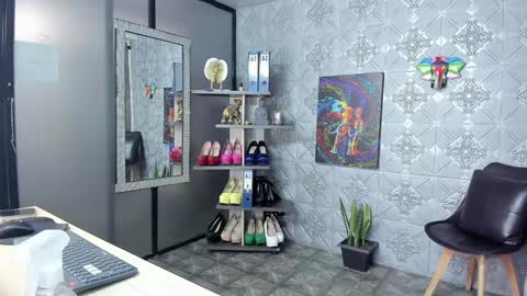 ambar rose2  online show from 01.27.25