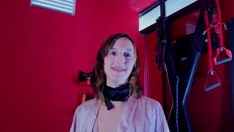 ambar_roux1 online show from 10.17.25