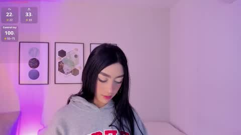 ambarevans_ online show from 10.26.25