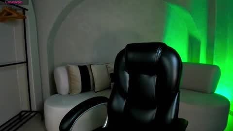 Ambar  online show from 11.04.25