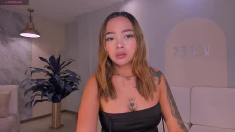 ambarowens online show from 01.08.26