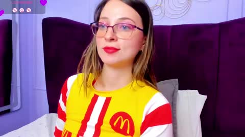 .  Amber Wood  . online show from 03.09.25