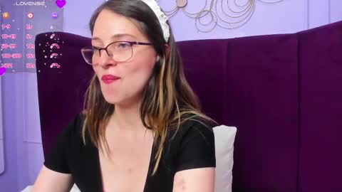 .  Amber Wood  . online show from 03.12.25