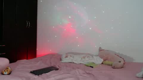 Snapshot of ambel_rose chatting on 09.27.25 ambel_rose online show from 09.27.25