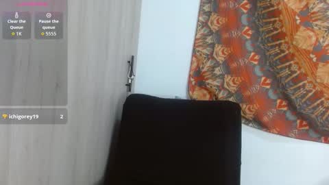 Snapshot of amber__muse chatting on 11.24.25 Amber online show from 11.24.25