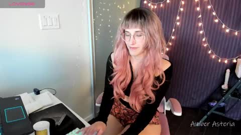 Snapshot of amber_asteria chatting on 01.07.25 Amber Asteria online show from 01.07.25