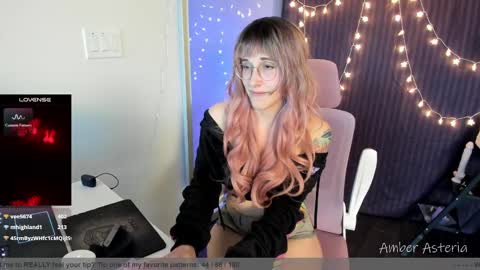 Snapshot of amber_asteria chatting on 01.09.25 Amber Asteria online show from 01.09.25