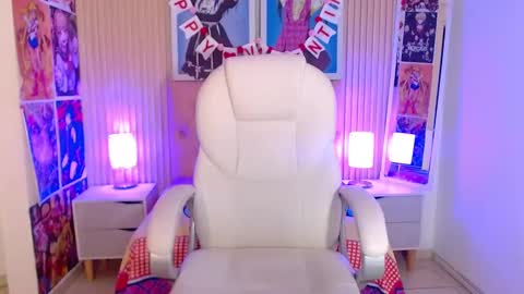 Snapshot of amber_bailey chatting on 02.12.25 Amber online show from 02.12.25