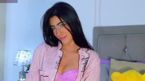 Snapshot of amber_bull chatting on 05.23.26 amber_bull online show from 05.23.26