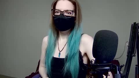 Snapshot of amber_candyfloss chatting on 01.27.25 Amber non-nude model online show from 01.27.25