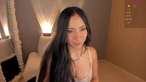 Snapshot of amber_curly chatting on 12.10.24 amber_curly online show from 12.10.24