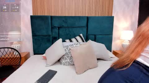 Emily online show from 12.22.25