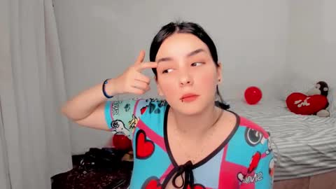 Snapshot of amber_landy1 chatting on 12.12.24 amber online show from 12.12.24