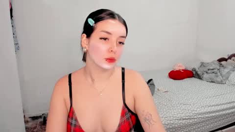 Snapshot of amber_landy1 chatting on 12.31.24 amber online show from 12.31.24