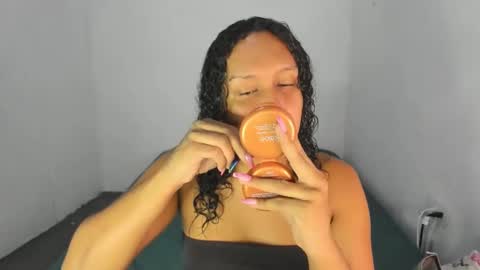 Snapshot of amber_lee20 chatting on 10.28.25 LUISA online show from 10.28.25