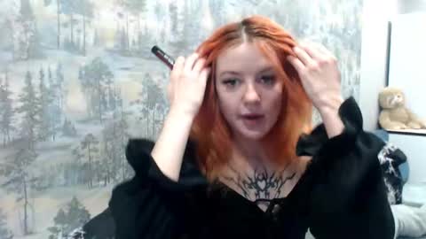 amber_tease_ online show from 09.16.25