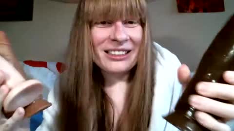Snapshot of amberglo chatting on 05.03.26 Amberglo Anderson online show from 05.03.26