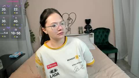 Snapshot of ambergothsly chatting on 09.28.25 Taya online show from 09.28.25