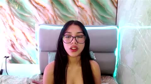 Amber Jeong online show from 02.19.25