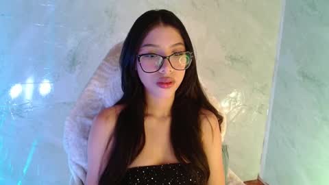 Amber Jeong online show from 09.11.25