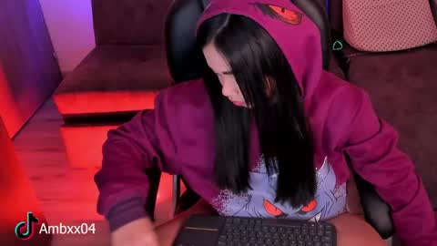 Amber online show from 04.13.26