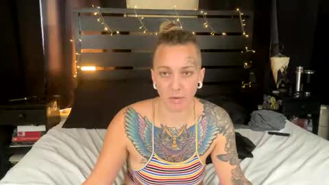 Amberneddie online show from 11.10.25